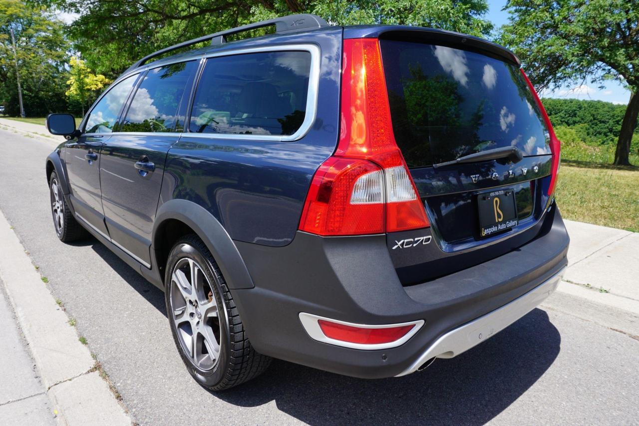 2012 Volvo XC70 T6 / NO ACCIDENTS / IMMACULATE SHAPE / NAVIGATION Photo2