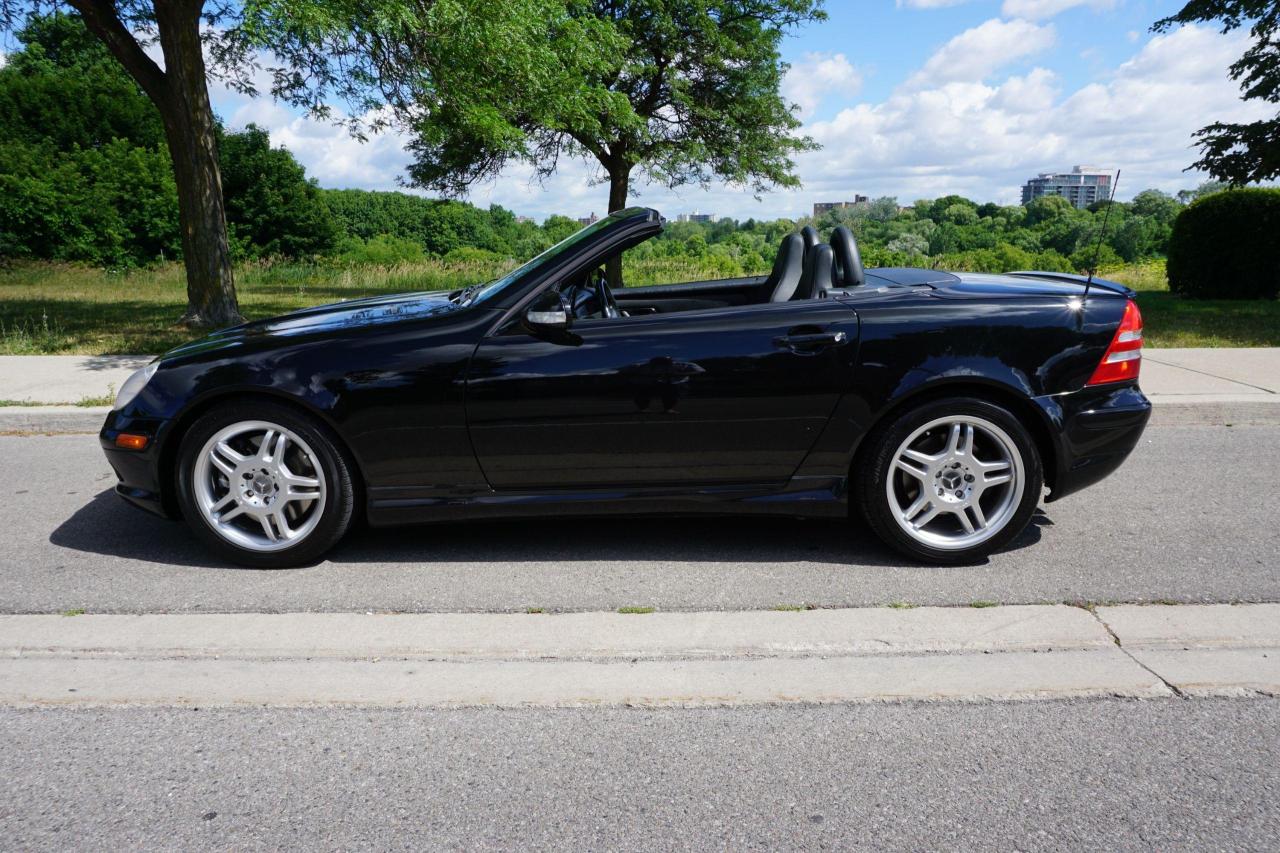 2004 Mercedes-Benz SLK RARE / NO ACCIDENTS / IMMACULATE / LOCAL CAR / AMG Photo3