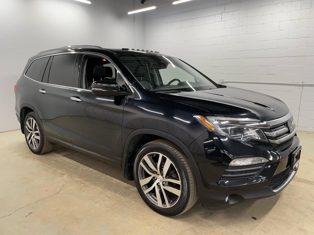2016 Honda Pilot Touring Photo1