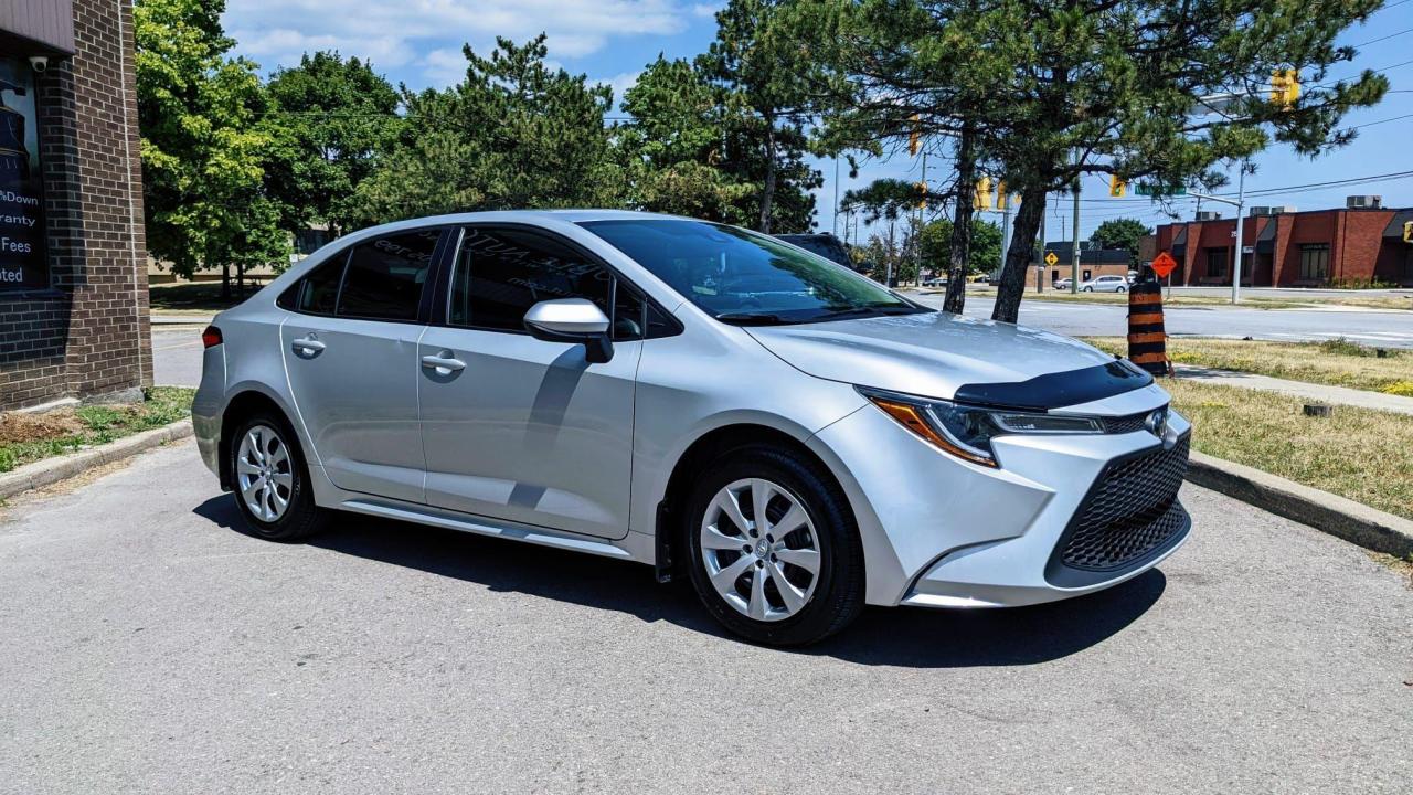 2022 Toyota Corolla LE Photo2