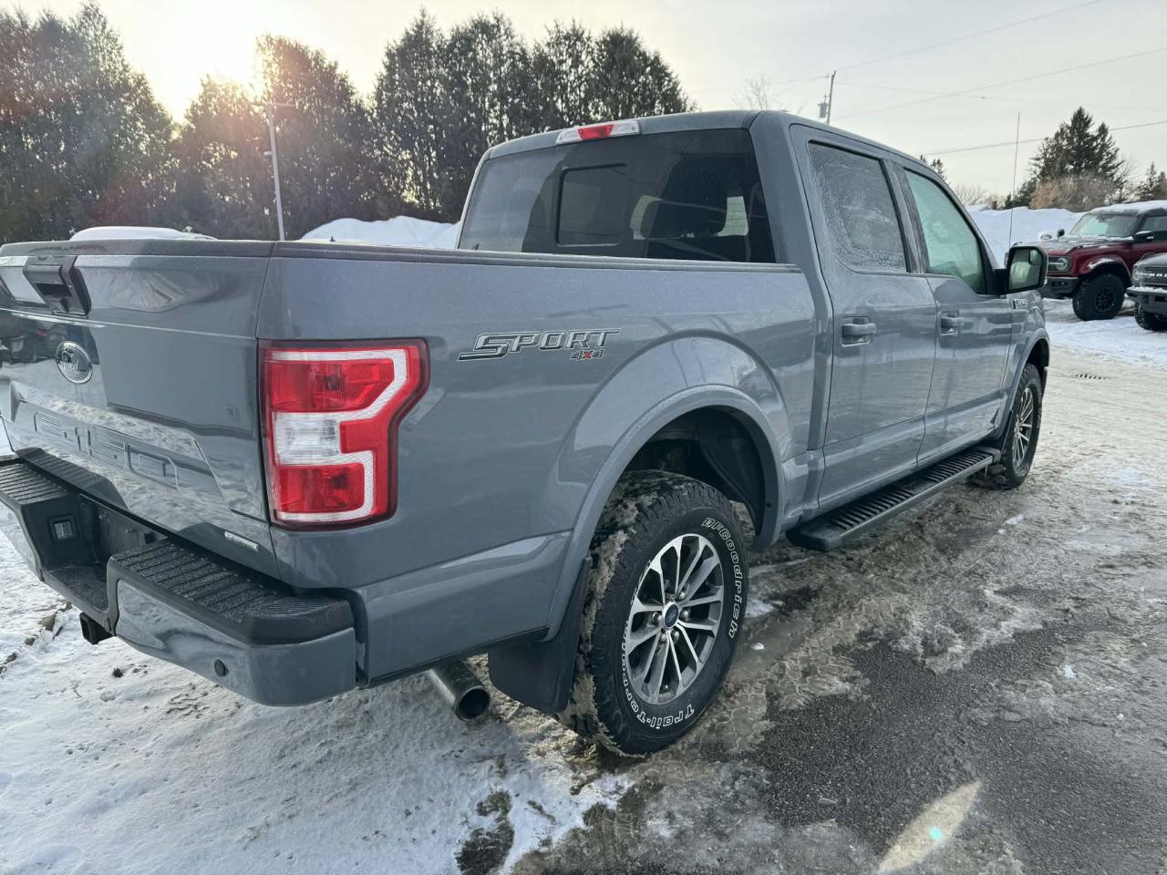 2019 Ford F-150 XLT Photo5
