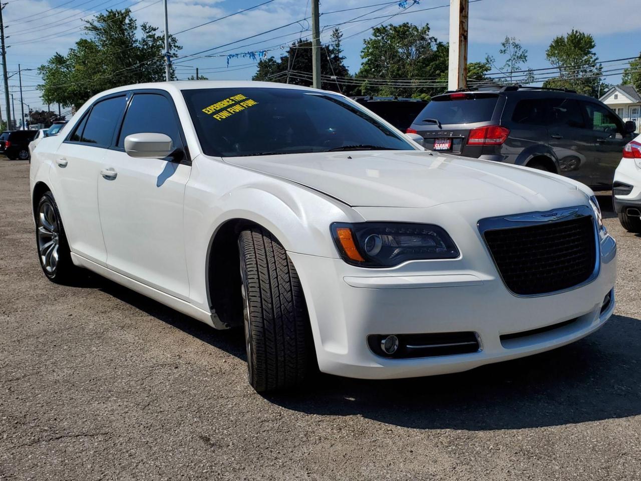 2014 Chrysler 300 S Photo