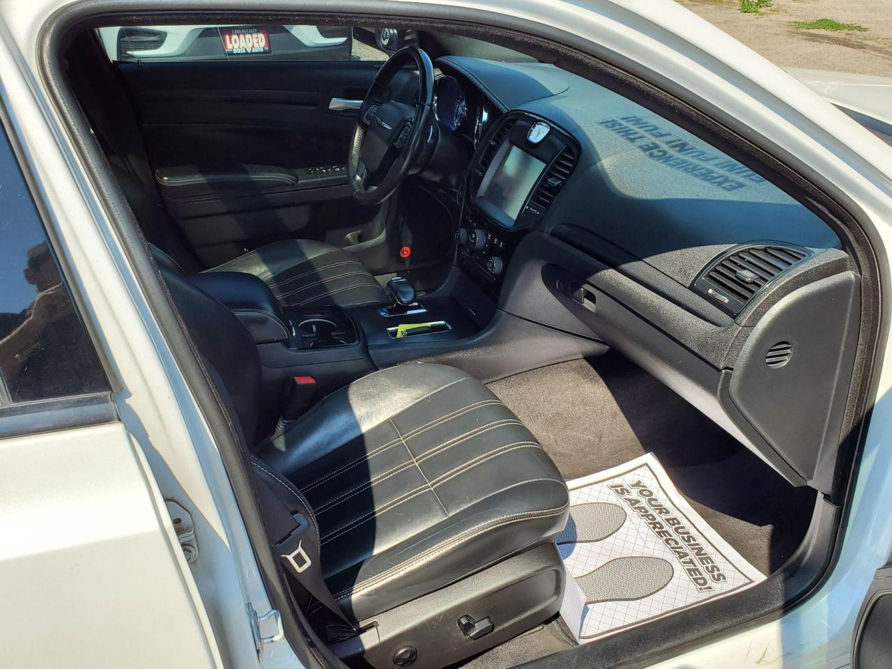 2014 Chrysler 300 S Photo