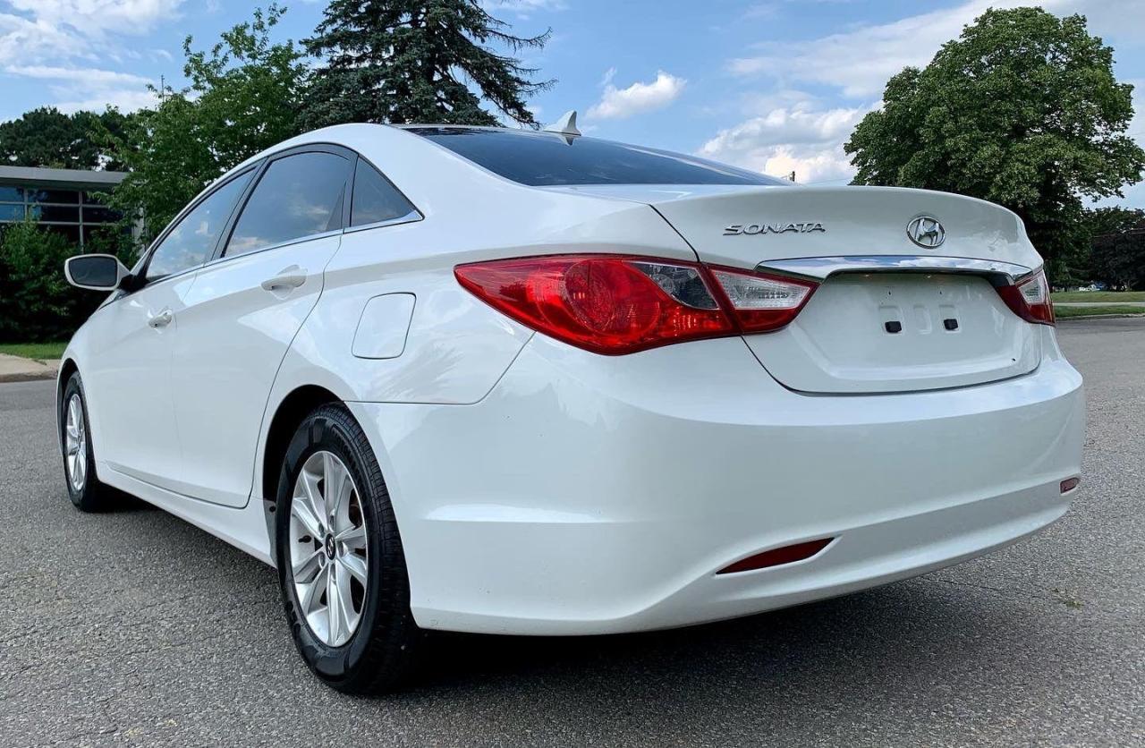 2013 Hyundai Sonata 4dr Sdn 2.4L Auto GLS - Photo #12