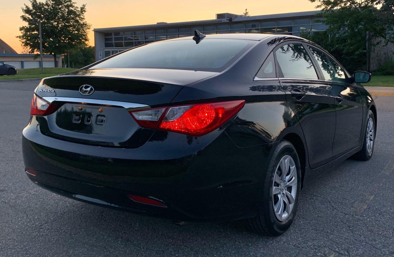 2013 Hyundai Sonata GL Photo4