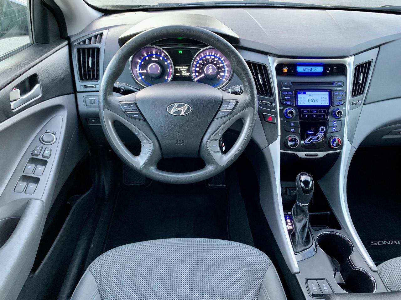 2013 Hyundai Sonata GL - Photo #13