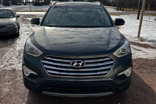 2014 Hyundai Santa Fe XL AWD 4dr 3.3L Auto Luxury - Photo #17