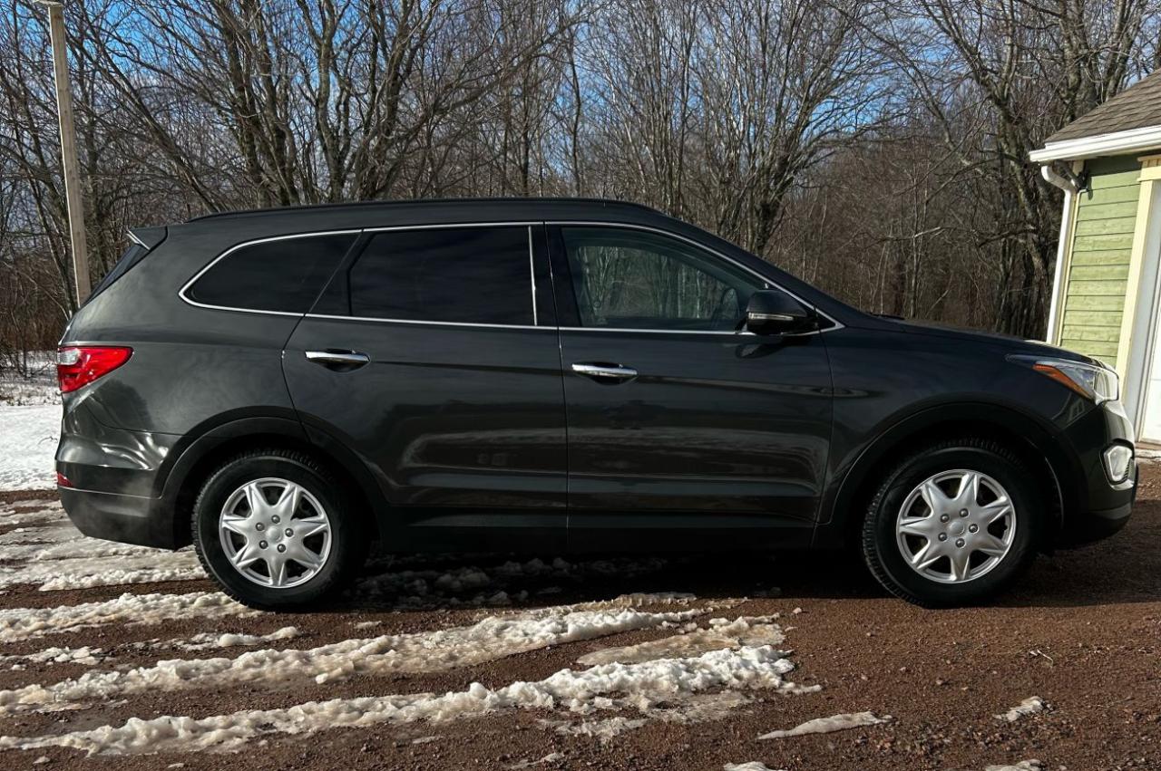 2014 Hyundai Santa Fe XL AWD 4dr 3.3L Auto Luxury - Photo #18