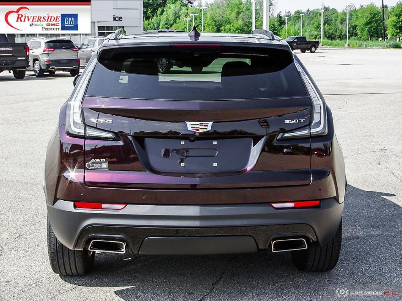 2021 Cadillac XT4 Sport Photo4