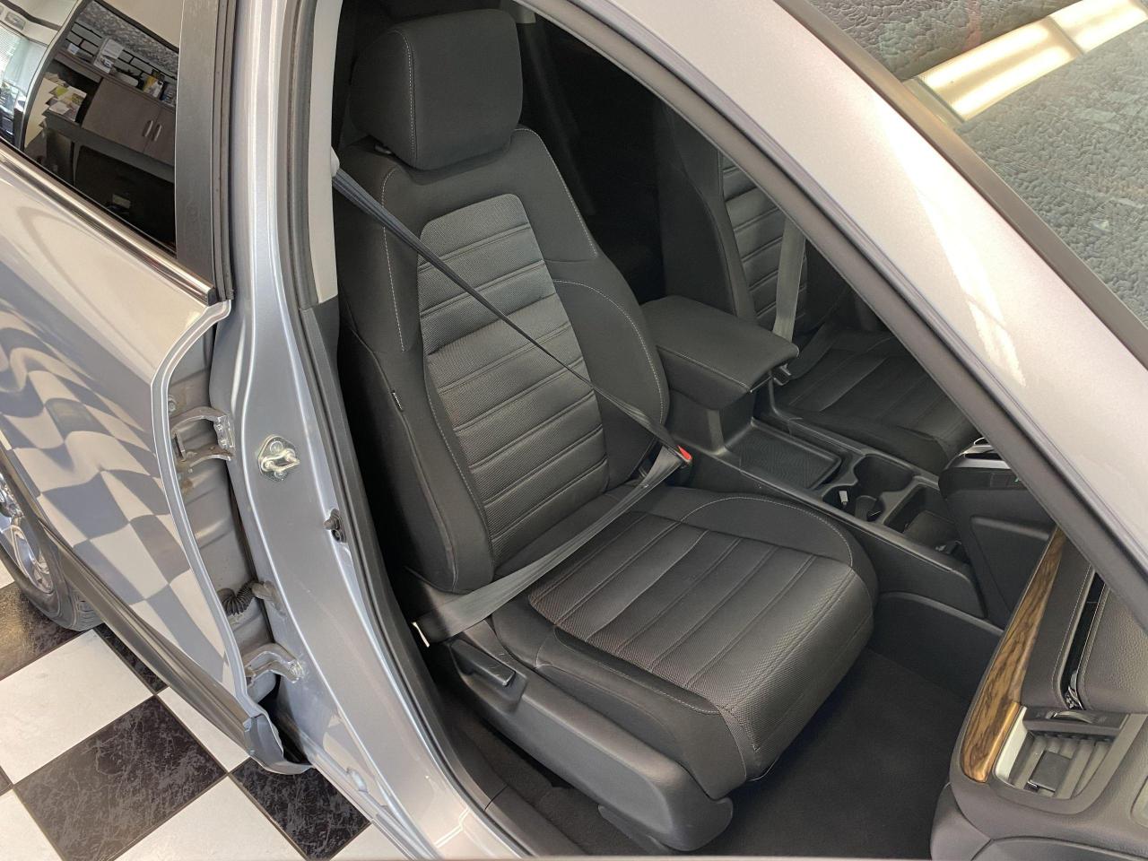 2017 Honda CR-V EX AWD+Roof+ApplePlay+Adaptive Cruise+CLEAN CARFAX - Photo #23