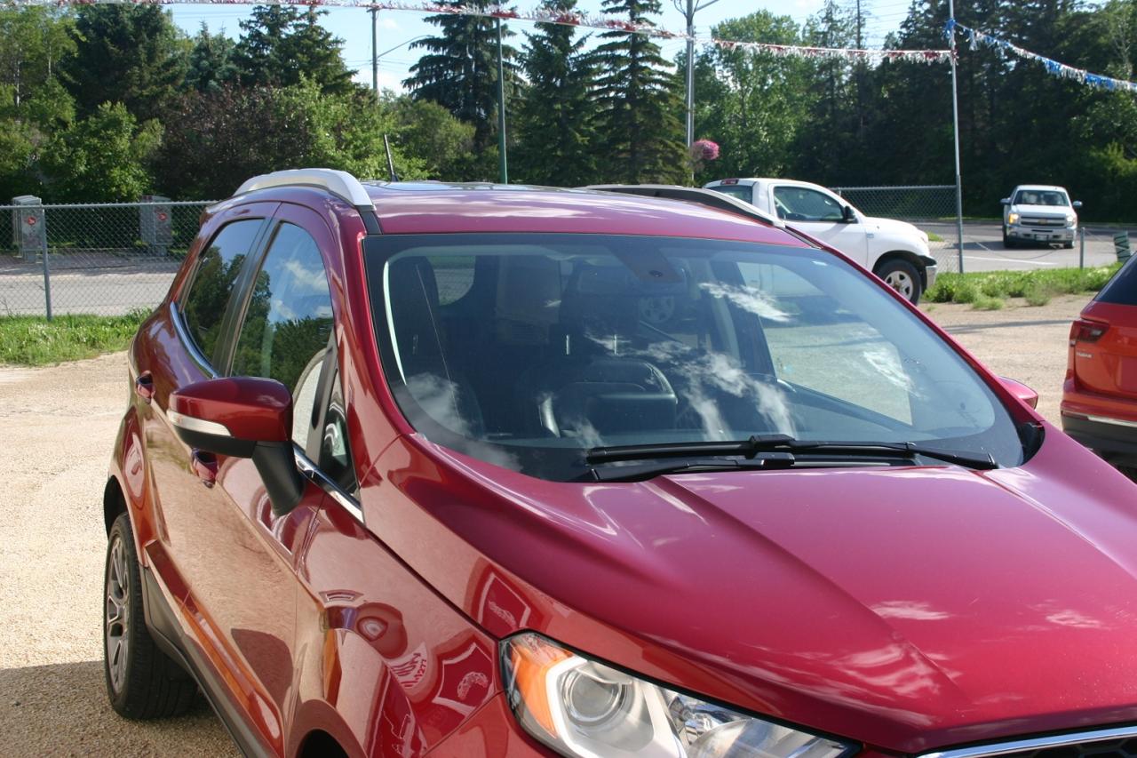 2018 Ford EcoSport Only 55120 KM Accident Free, Sunroof, Heated Seats - Photo #5