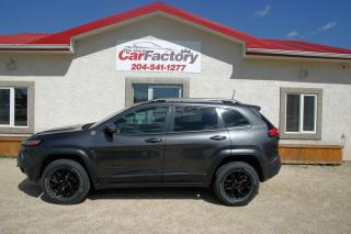 2016 Jeep Cherokee Trailhawk, No Accidents Heated/cooled Leather, - Photo #2