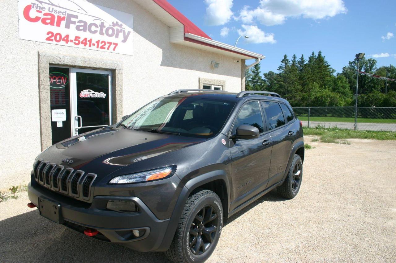 2016 Jeep Cherokee Trailhawk, No Accidents Heated/cooled Leather, - Photo #3