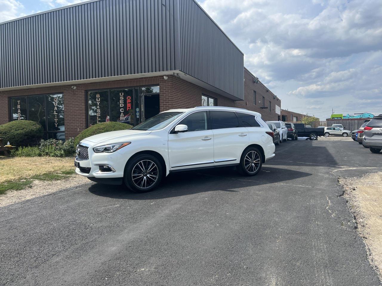 2018 Infiniti QX60 AWD/DAP+THEATER PKG/ Driver Assist PKG/ 1 OWNER/ H - Photo #1
