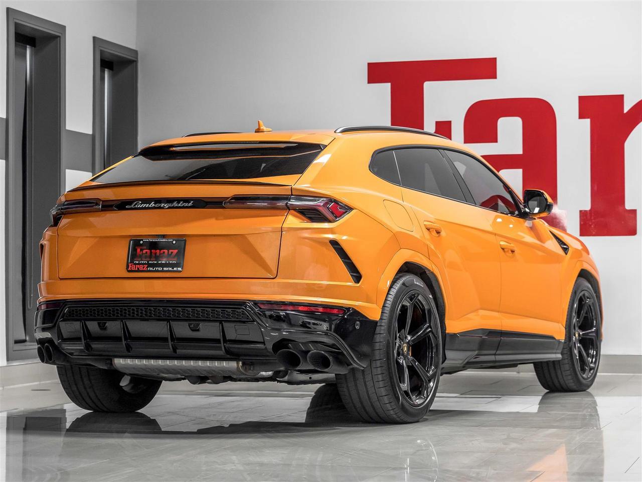 2021 Lamborghini Urus Bang & Olufsen|Full Clear PPF|Carbon Ceramic Brakes Photo3