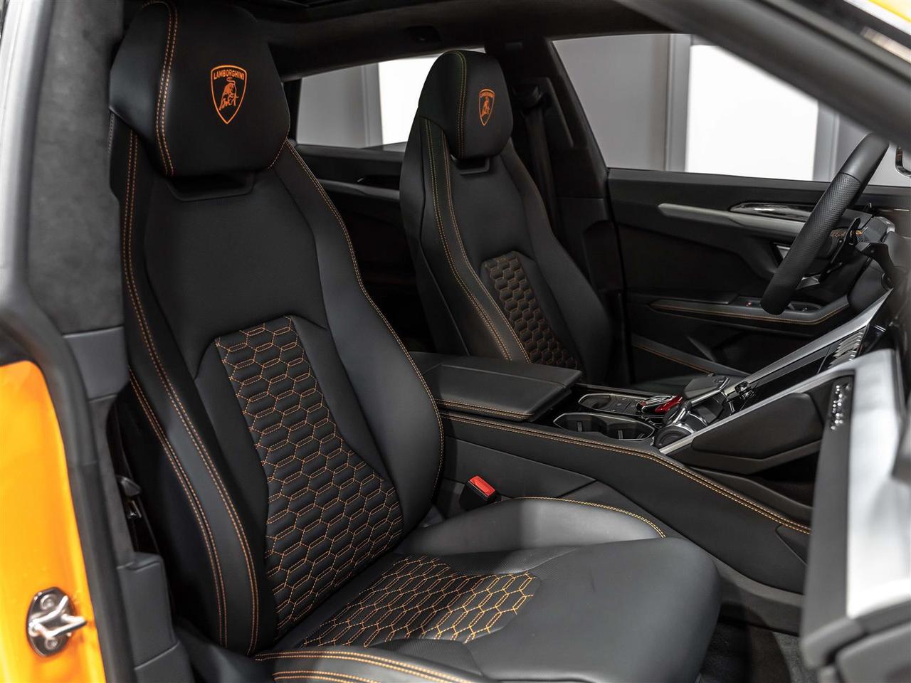 2021 Lamborghini Urus Bang & Olufsen|Full Clear PPF|Carbon Ceramic Brakes Photo