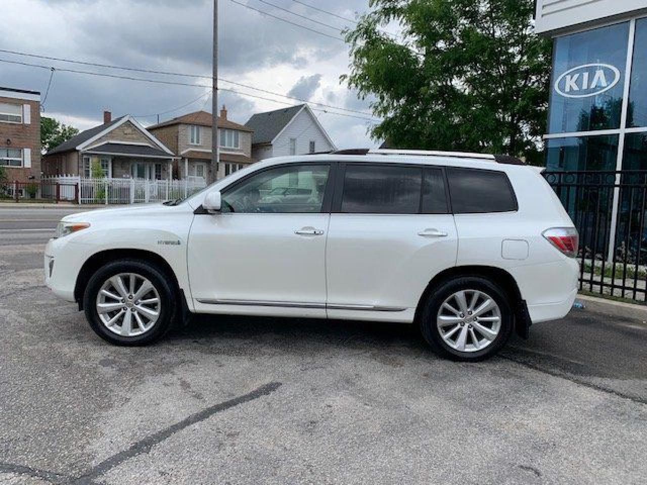 Used 2013 Toyota Highlander HYBRID LIMITED-LEATHER-ROOF-NAVI-CAM-ONLY 67,000KM for sale in Toronto, ON
