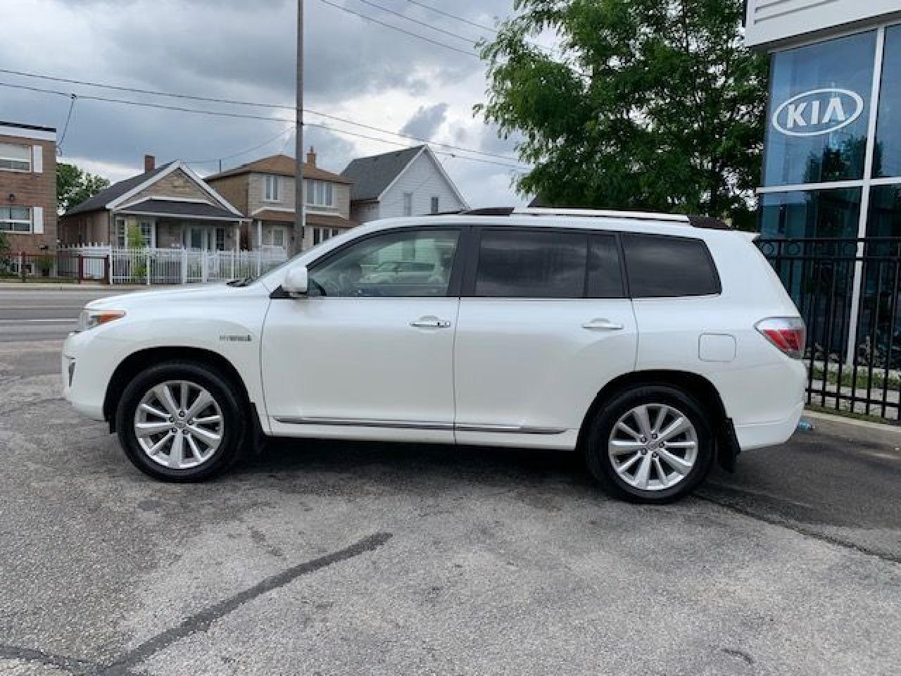 Used 2013 Toyota Highlander HYBRID LIMITED-LEATHER-ROOF-NAVI-CAM-ONLY 75,000KM for sale in Toronto, ON