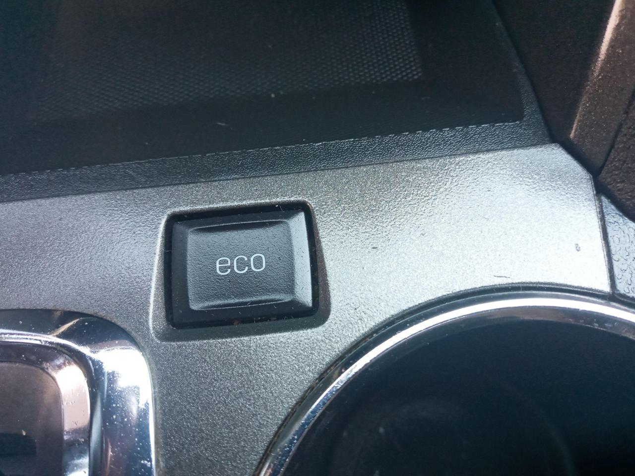 2015 Chevrolet Equinox 4CYL-ECO-AWD-BK UP CAM-BLUETOOTH-AUX-USB-ALLOYS - Photo #9