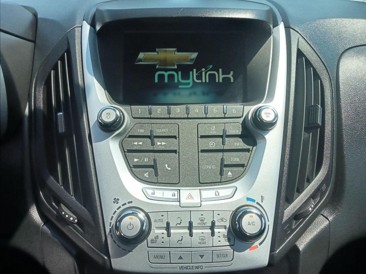 2015 Chevrolet Equinox 4CYL-ECO-AWD-BK UP CAM-BLUETOOTH-AUX-USB-ALLOYS - Photo #25