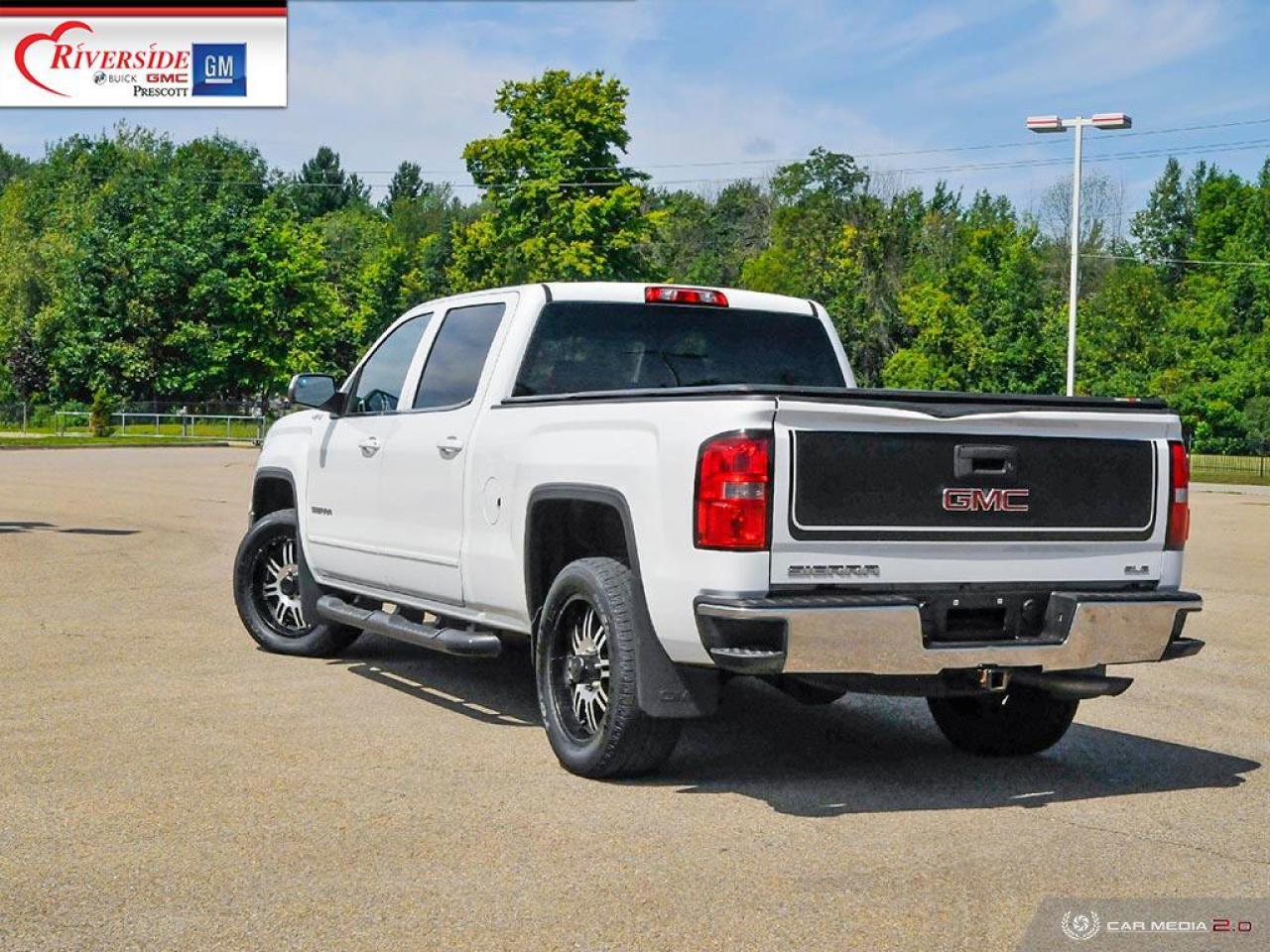 2015 GMC Sierra 1500 SLE Photo3