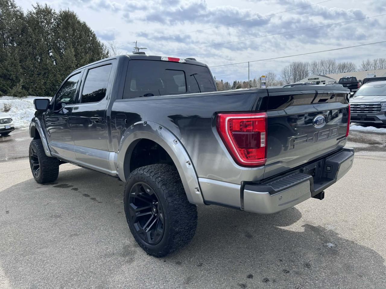2022 Ford F-150 XLT Photo