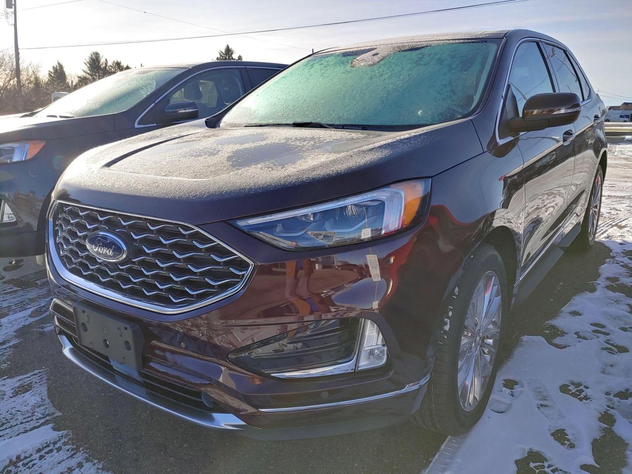 2022 Ford Edge Titanium