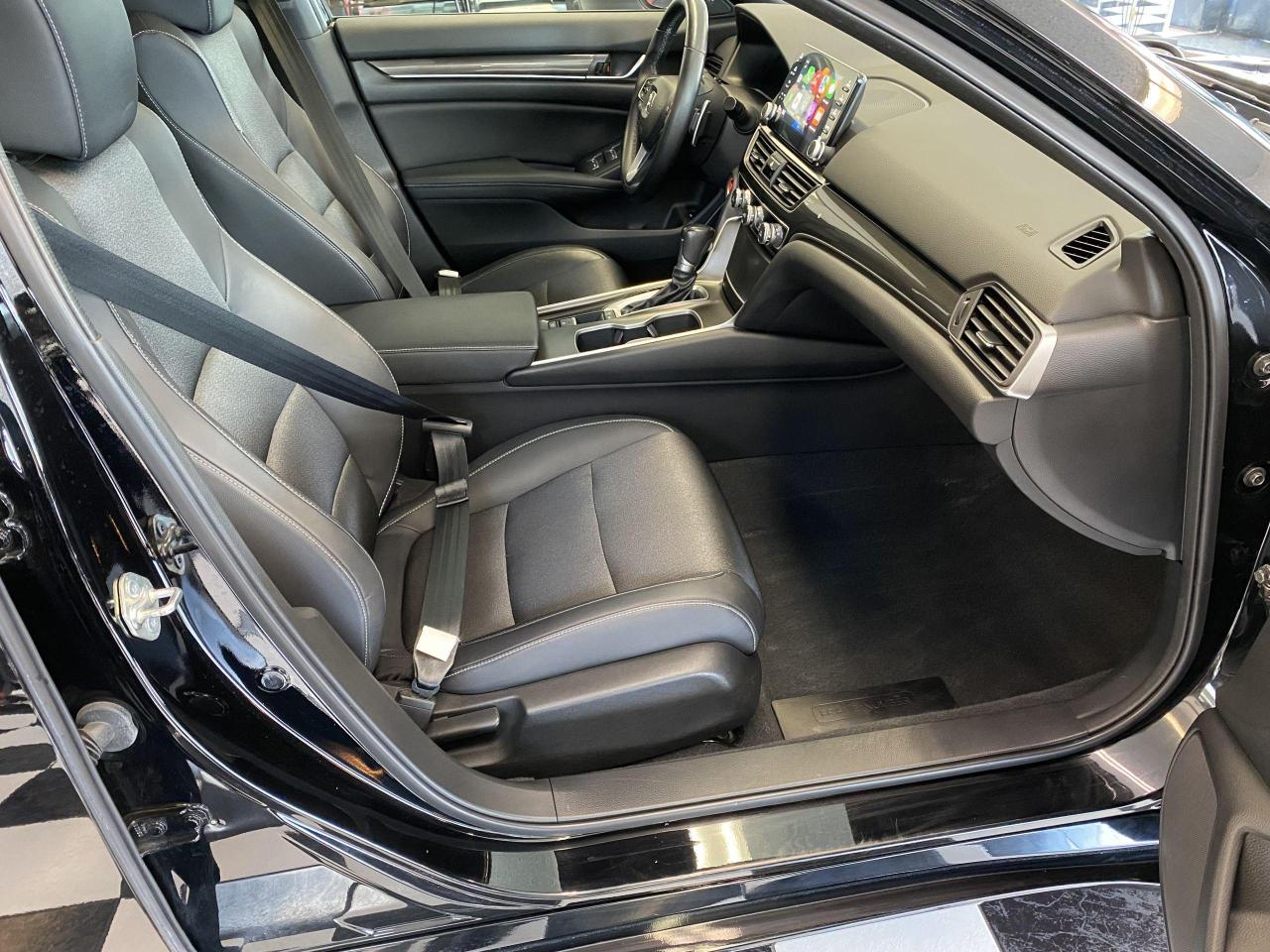 2018 Honda Accord Sport 1.5L+Roof+LaneKeep+New Brakes+CLEAN CARFAX - Photo #22
