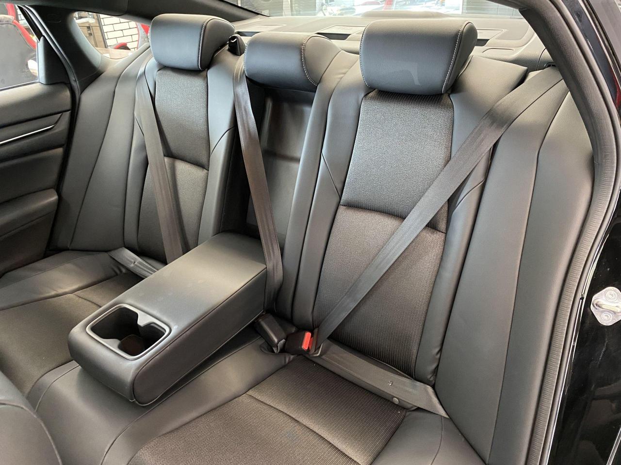 2018 Honda Accord Sport 1.5L+Roof+LaneKeep+New Brakes+CLEAN CARFAX - Photo #25