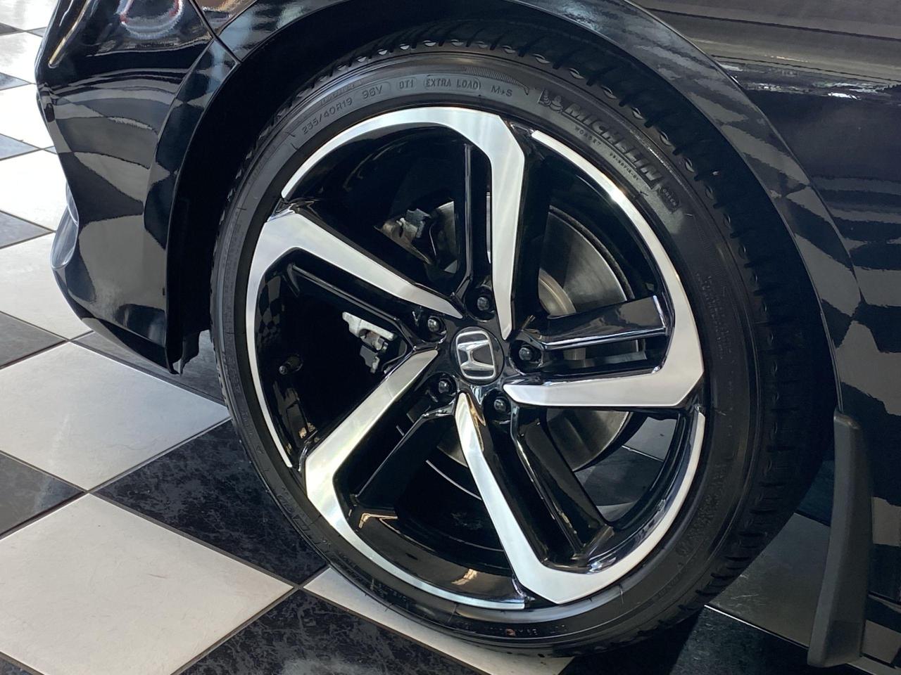 2018 Honda Accord Sport 1.5L+Roof+LaneKeep+New Brakes+CLEAN CARFAX Photo128
