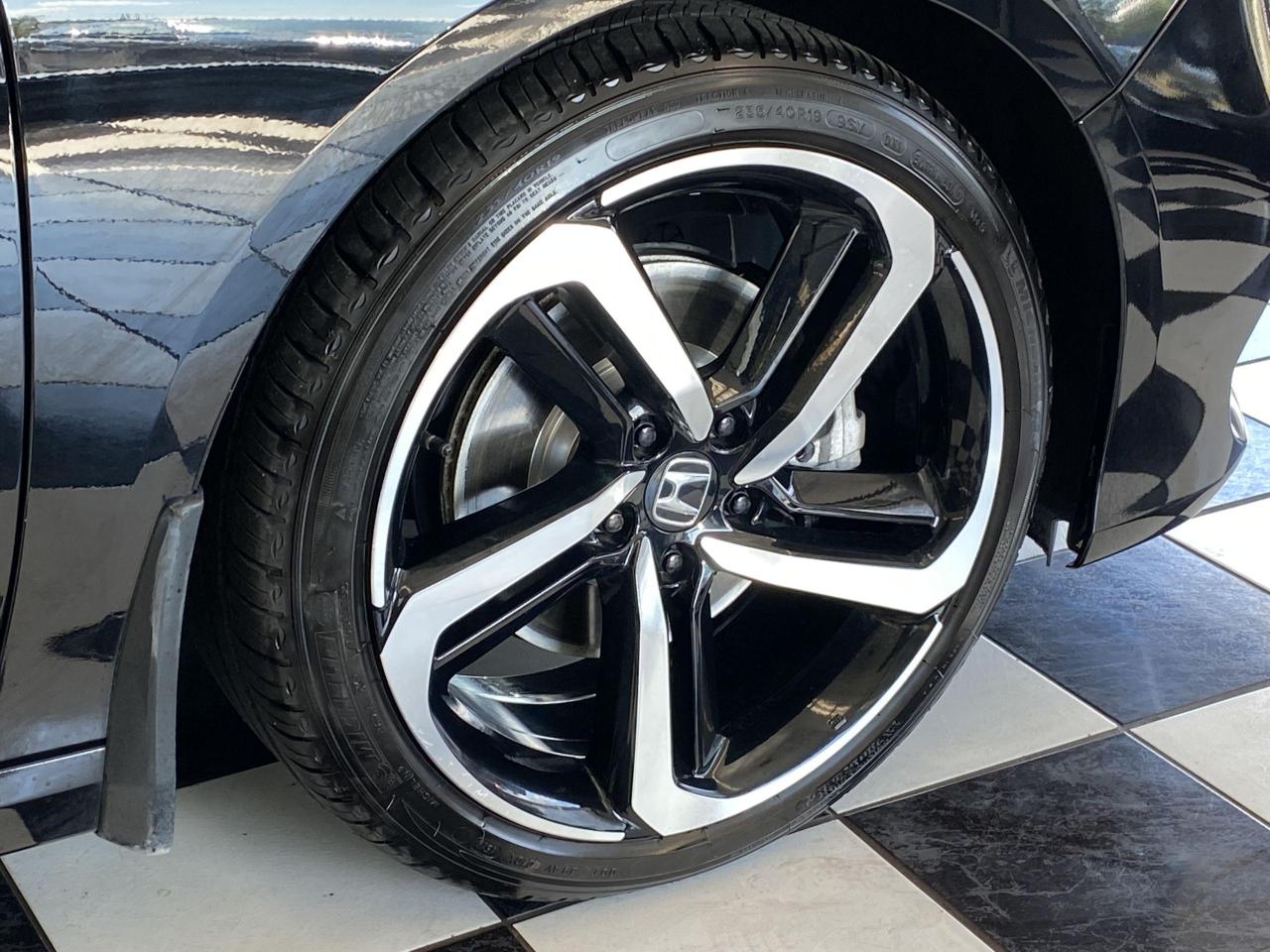 2018 Honda Accord Sport 1.5L+Roof+LaneKeep+New Brakes+CLEAN CARFAX - Photo #61