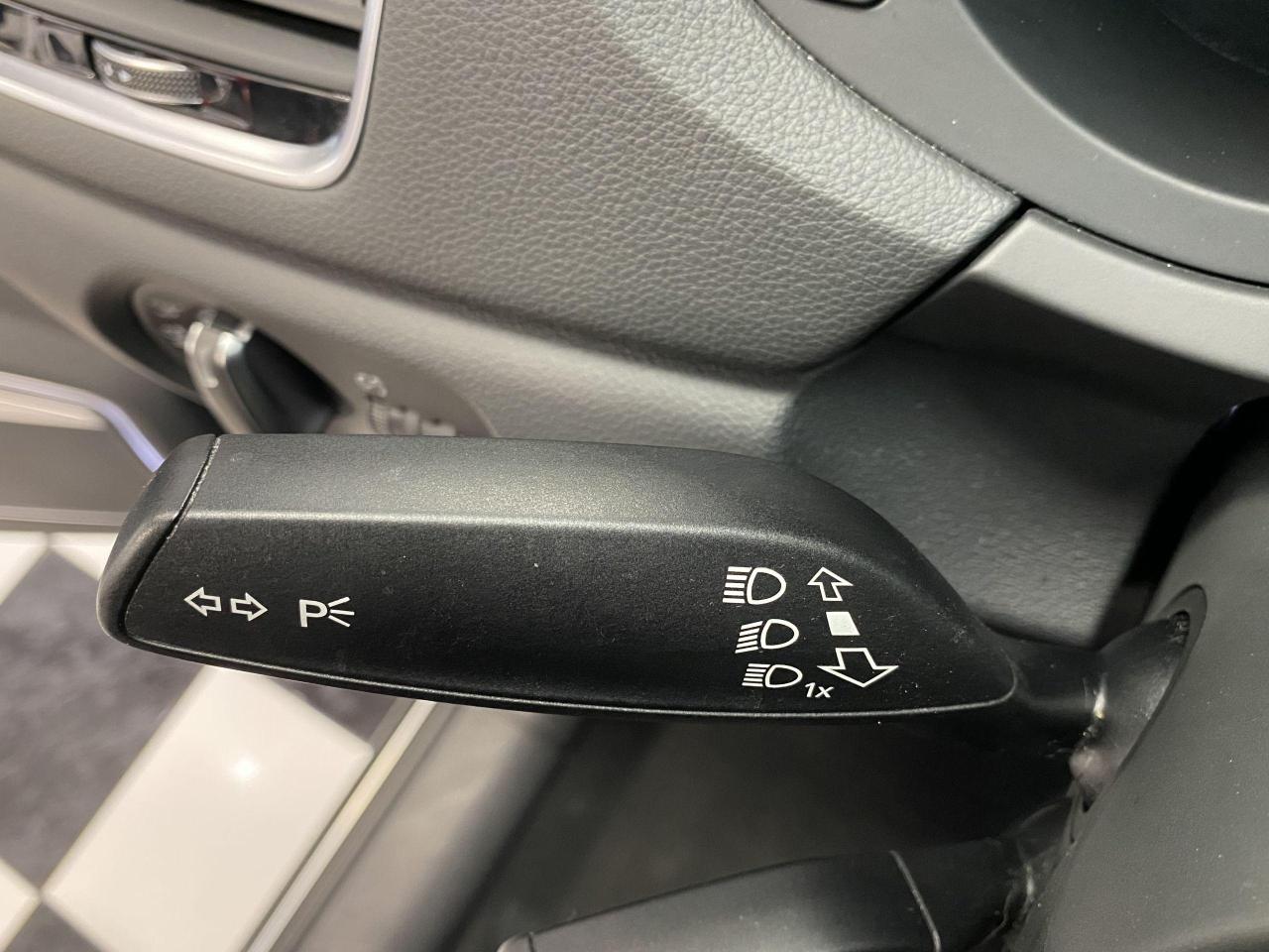 2017 Audi Q3 Technik S-Line TFSI Quattro+GPS+Camera+CLEANCARFAX - Photo #55