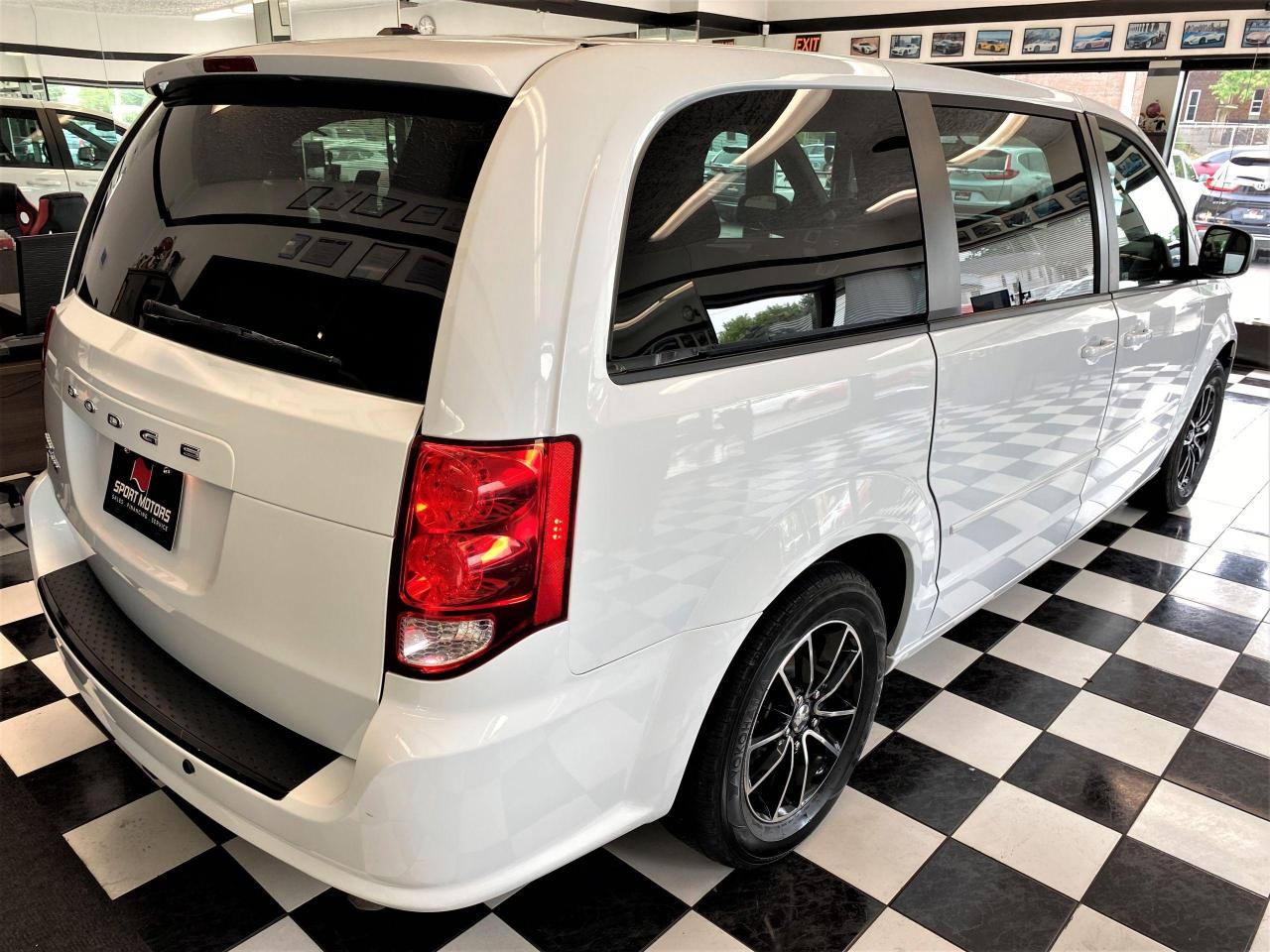 2015 Dodge Grand Caravan SXT Premium Plus+Power Doors+DVD+GPS+CLEAN CARFAX - Photo #4