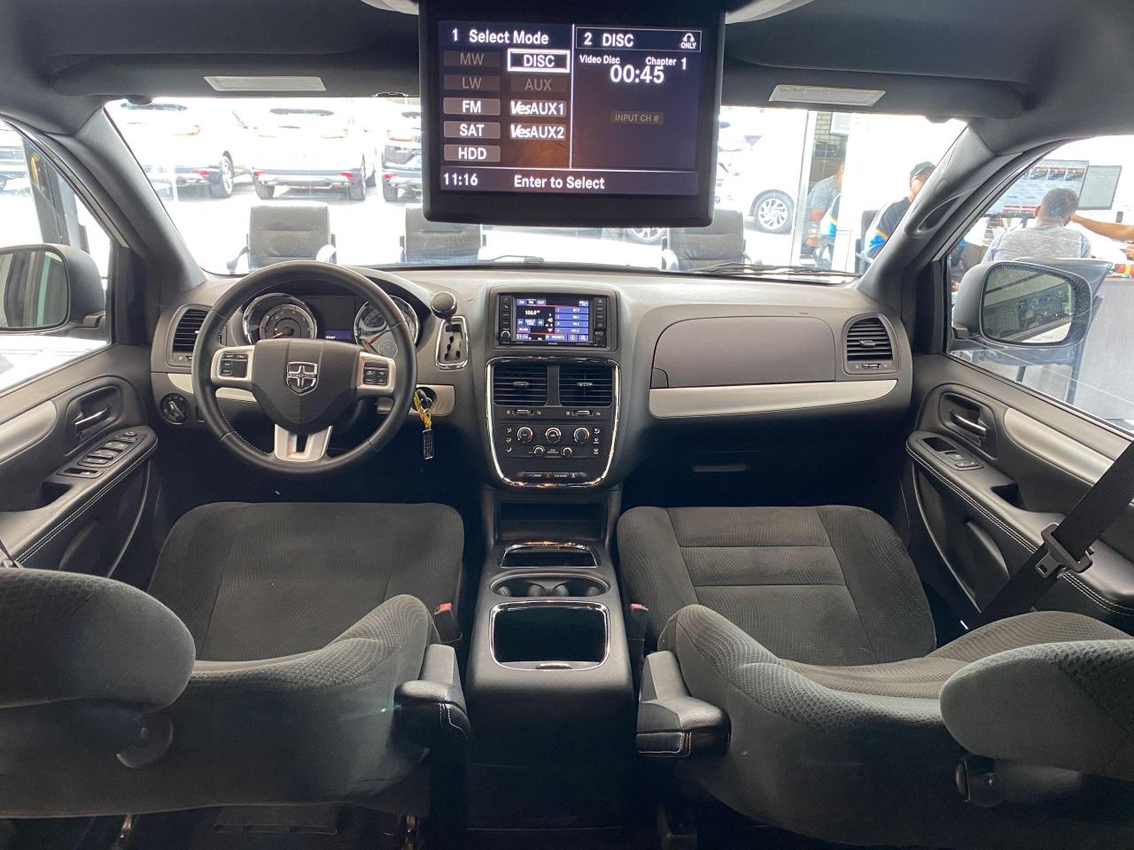2015 Dodge Grand Caravan SXT Premium Plus+Power Doors+DVD+GPS+CLEAN CARFAX - Photo #8