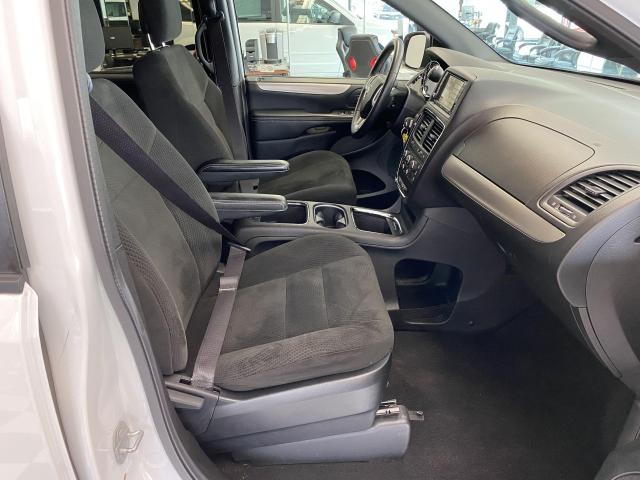 2015 Dodge Grand Caravan SXT Premium Plus+Power Doors+DVD+GPS+CLEAN CARFAX Photo22