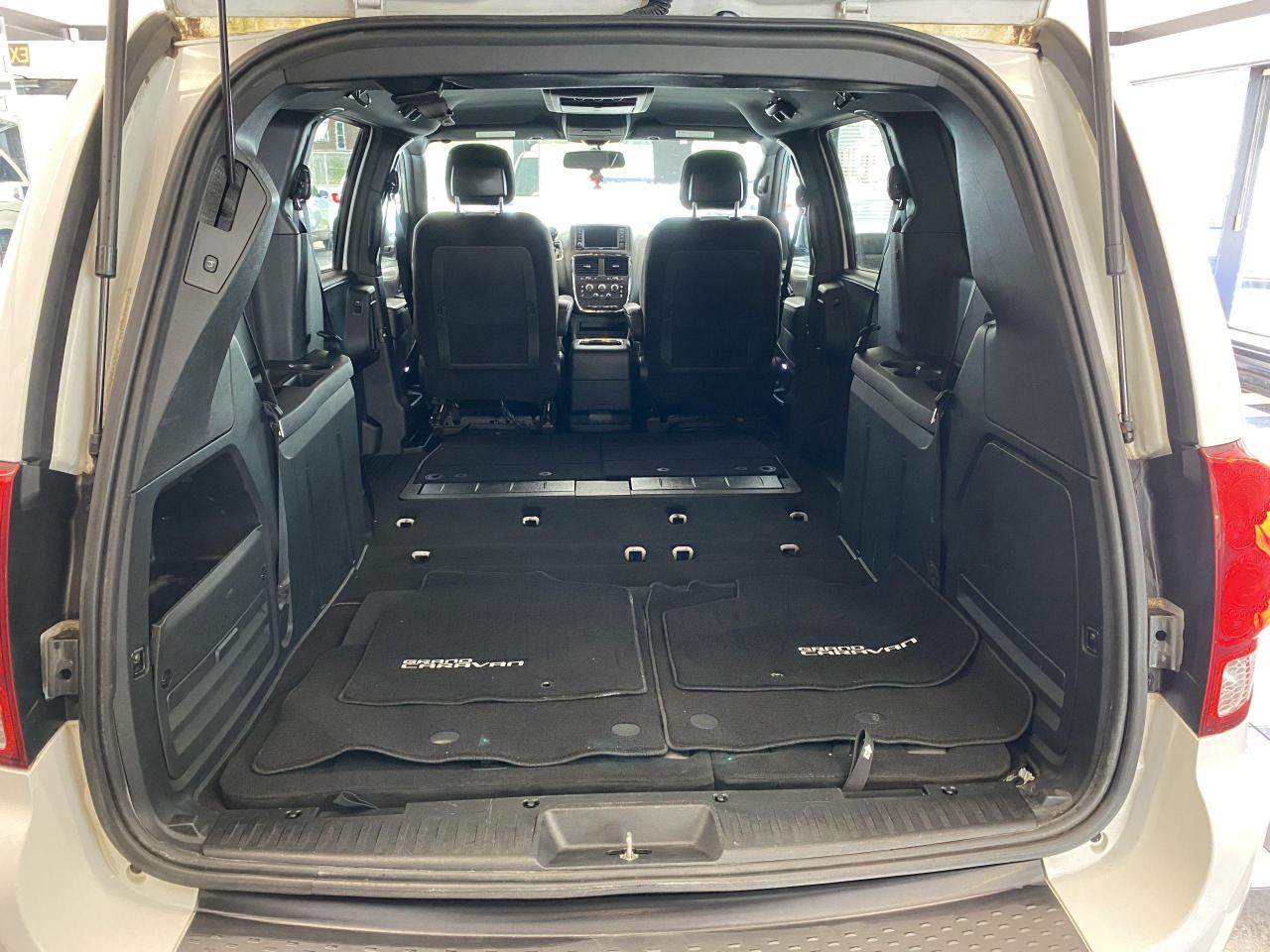2015 Dodge Grand Caravan SXT Premium Plus+Power Doors+DVD+GPS+CLEAN CARFAX - Photo #29
