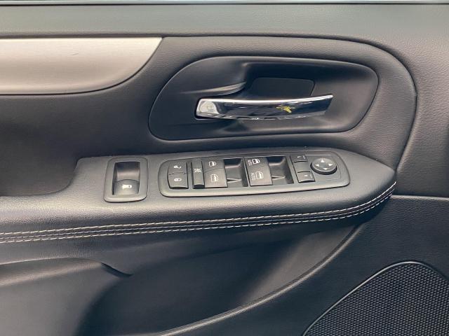 2015 Dodge Grand Caravan SXT Premium Plus+Power Doors+DVD+GPS+CLEAN CARFAX Photo46