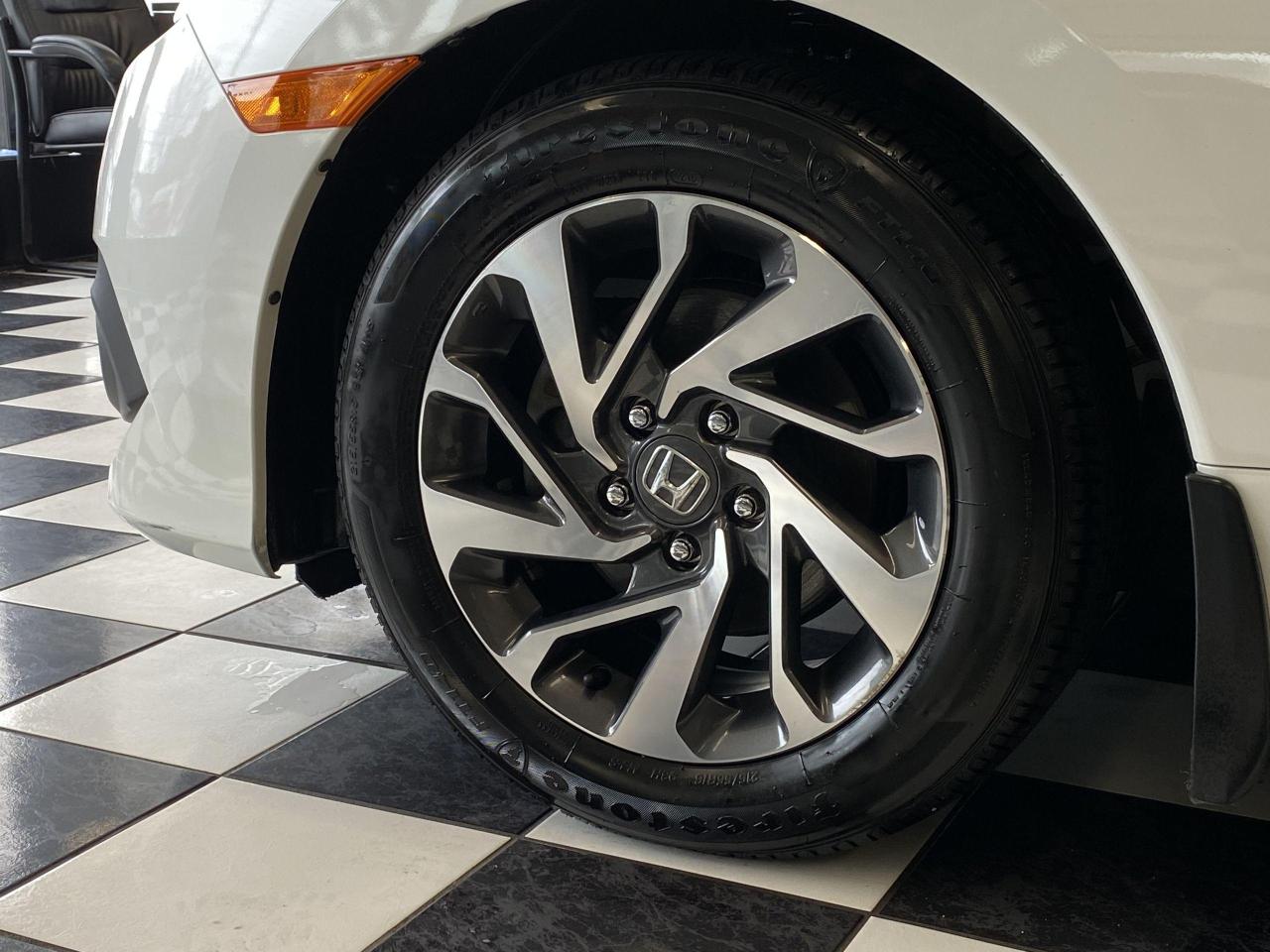 2018 Honda Civic EX+Lane Keep+Camera+ApplePlay+Roof+CLEAN CARFAX Photo124