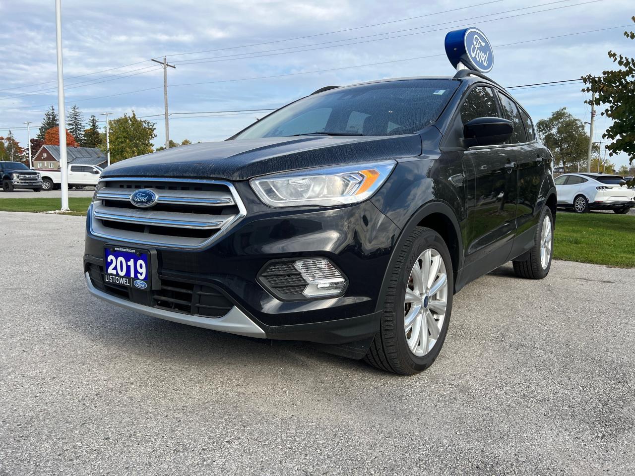 2019 Ford Escape SEL 4X4 - PANO ROOF - BLIND SPOT WARNING