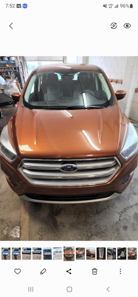 2017 Ford Escape SE - Photo #1