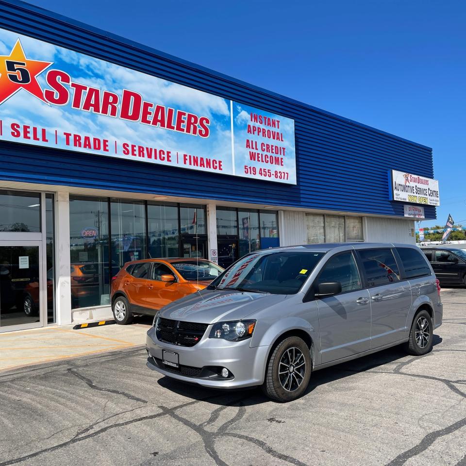 Used 2018 Dodge Grand Caravan PREM+ H-SEATS DVD LOADED! WE FINANCE ALL CREDIT! for sale in London, ON