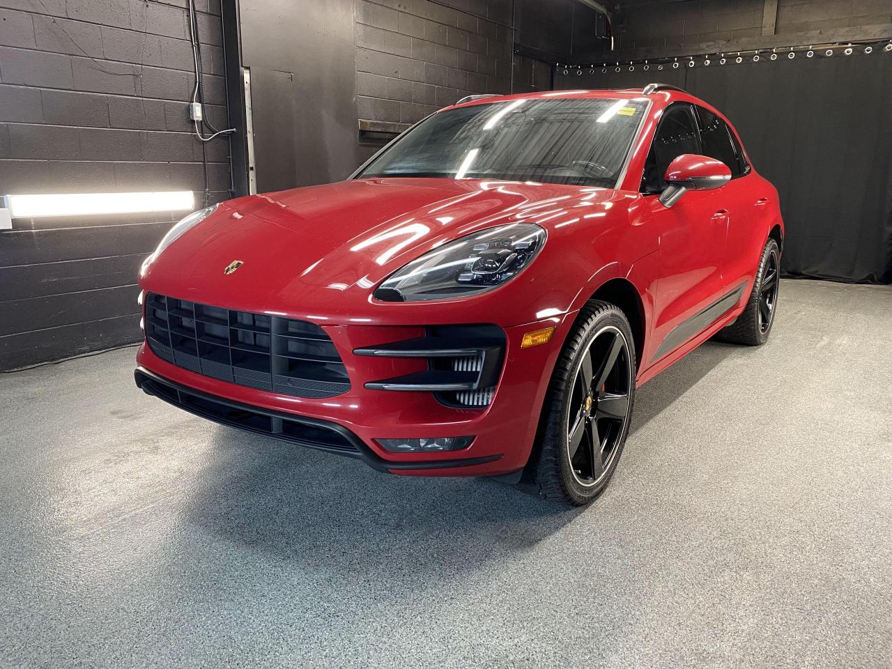 2018 Porsche Macan Turbo AWD / Clean CarFax / 400HP Twin Turbo - Photo #1