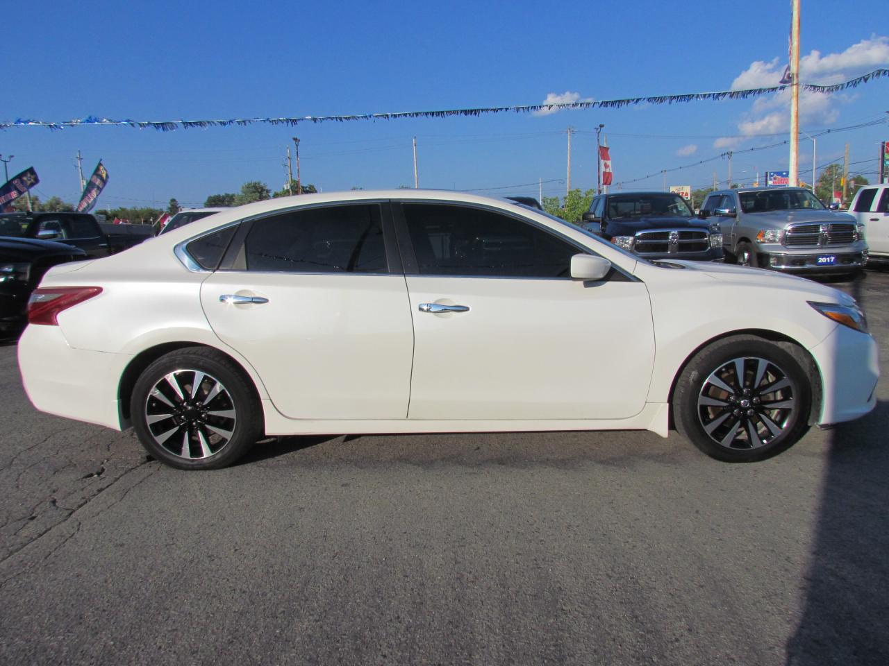 Used 2018 Nissan Altima 2.5 SV for sale in London, ON