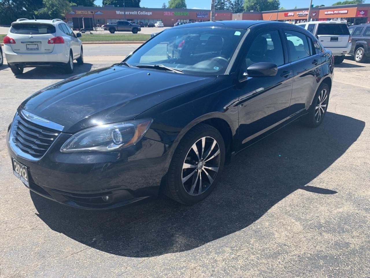 2012 Chrysler 200 S
