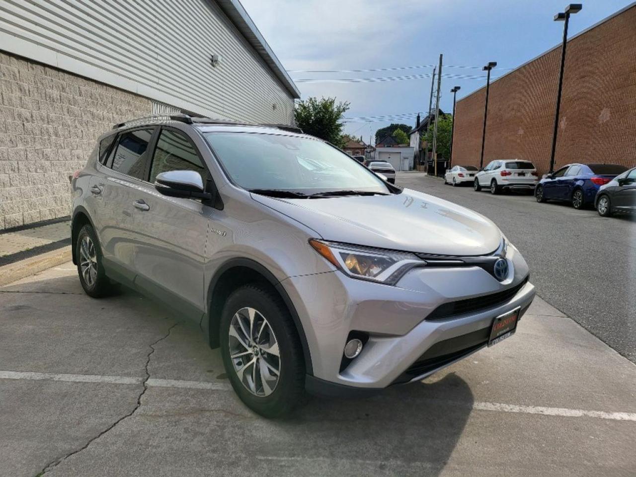 2017 Toyota RAV4 Hybrid XLE AWD -CAMERA-SUNROOF-1 OWNER-CERTIFIED-FINANCE! Photo