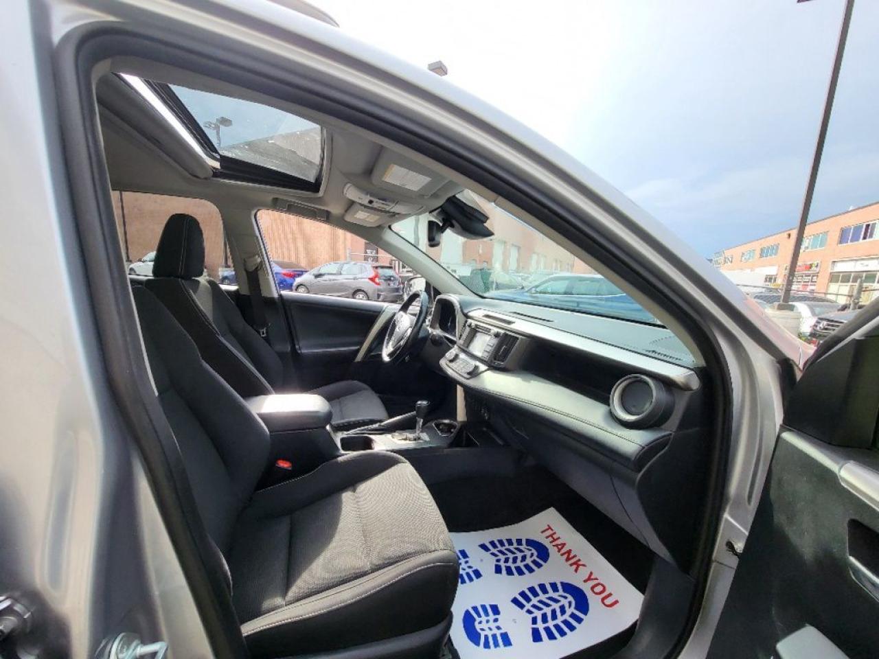 2017 Toyota RAV4 Hybrid XLE AWD -CAMERA-SUNROOF-1 OWNER-CERTIFIED-FINANCE! Photo