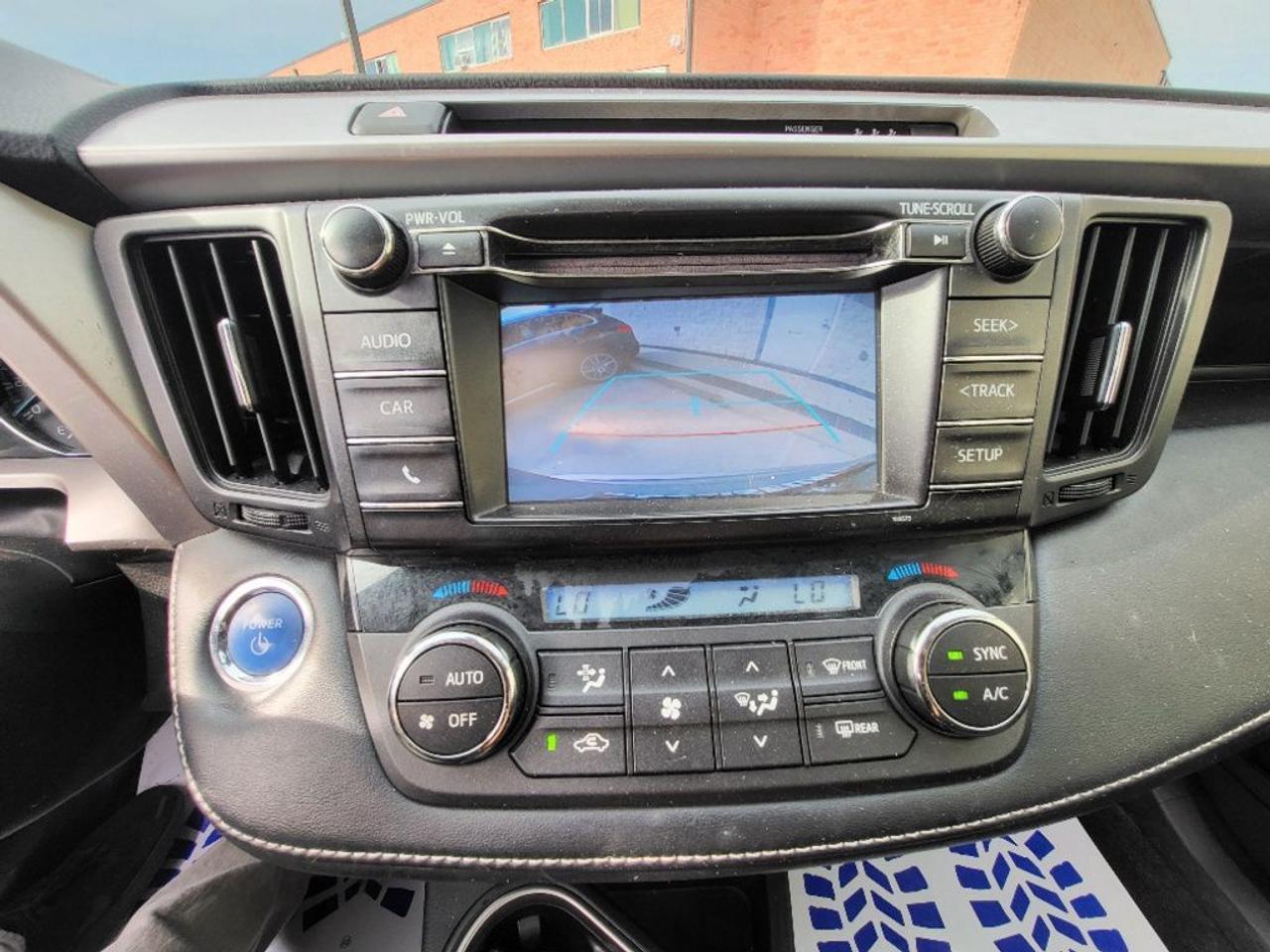 2017 Toyota RAV4 Hybrid XLE AWD -CAMERA-SUNROOF-1 OWNER-CERTIFIED-FINANCE! Photo