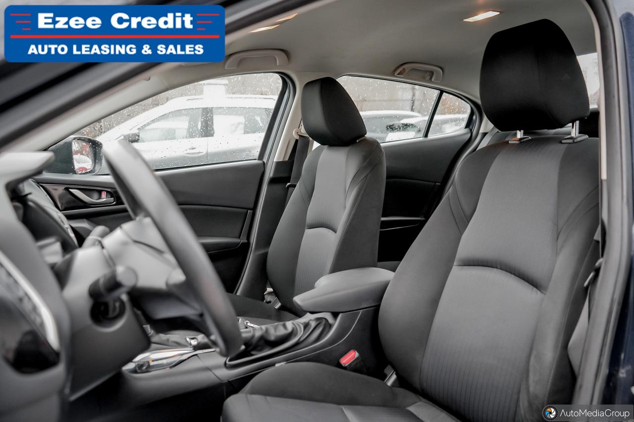 2016 Mazda MAZDA3  Photo