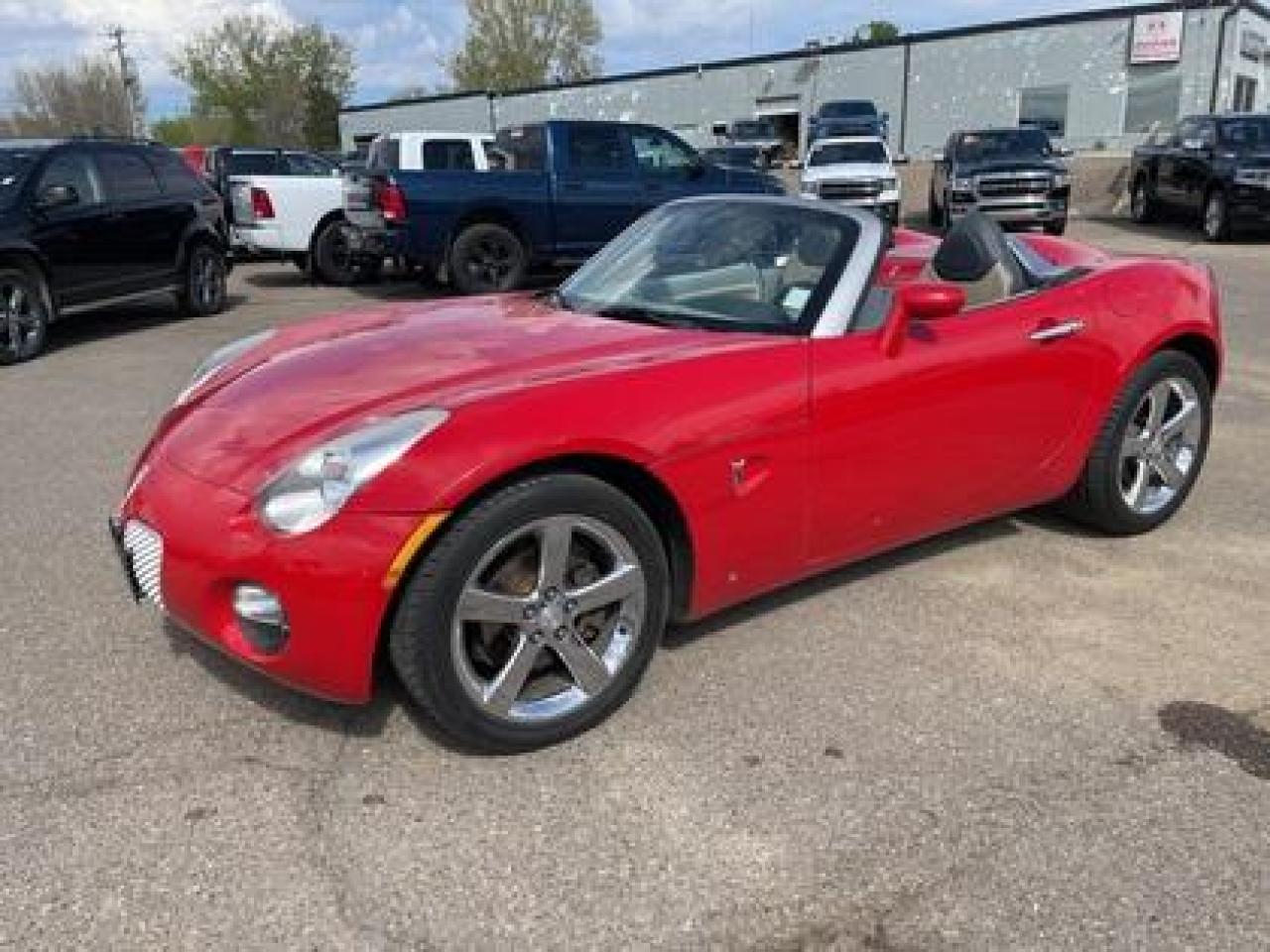 Used 2007 Pontiac Solstice - #181, CONVERTIBLE for sale in Medicine Hat, AB