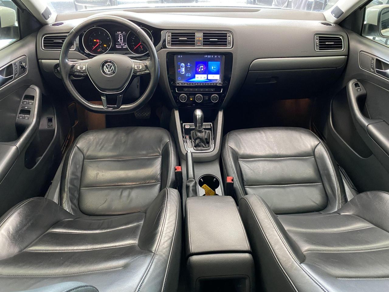 2015 Volkswagen Jetta Highline+ApplePlay+GPS+Blind Spot+Leather+Roof - Photo #8